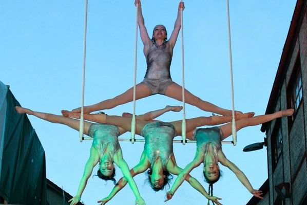 Tripletrapez Luzia Bonilla